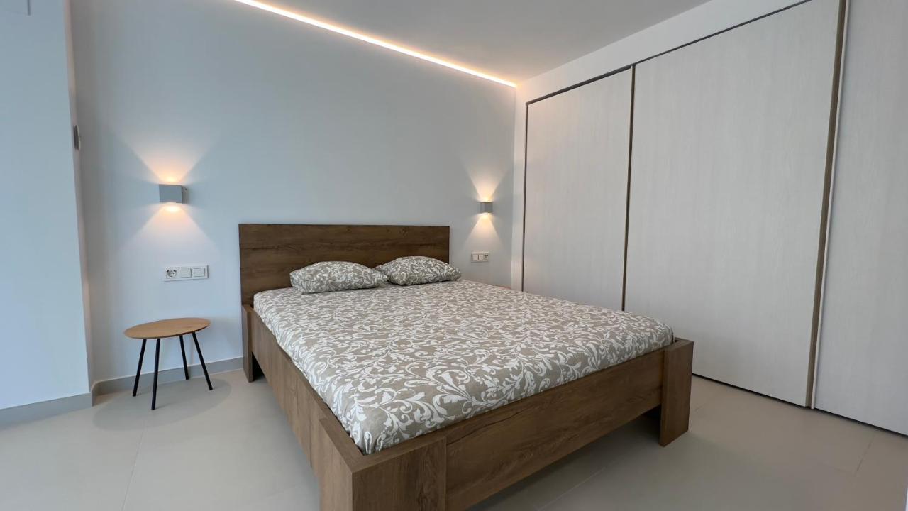 2Bedroom beach Front unit WAVE COLLECTION Fuengirola Buitenkant foto