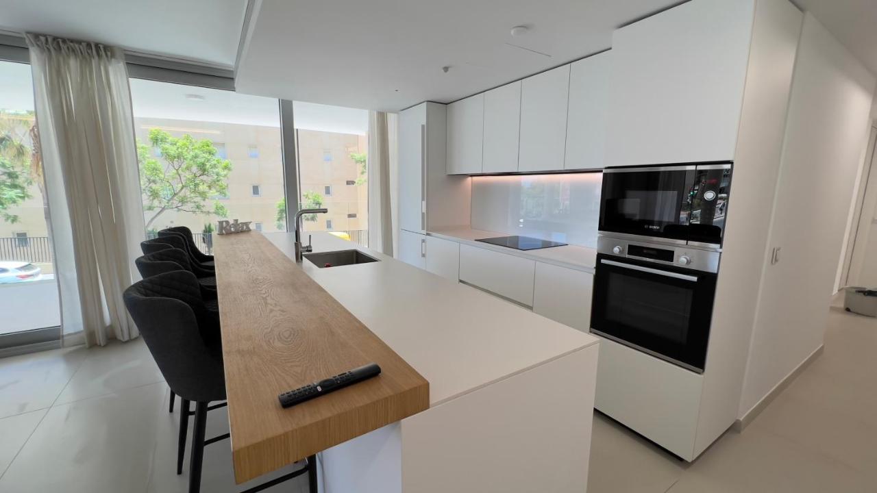 2Bedroom beach Front unit WAVE COLLECTION Fuengirola Buitenkant foto